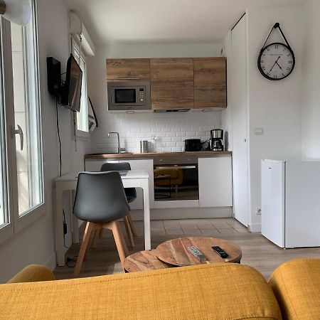 Beautiful Studio Located South Of Paris ブール・ラ・レーヌ エクステリア 写真